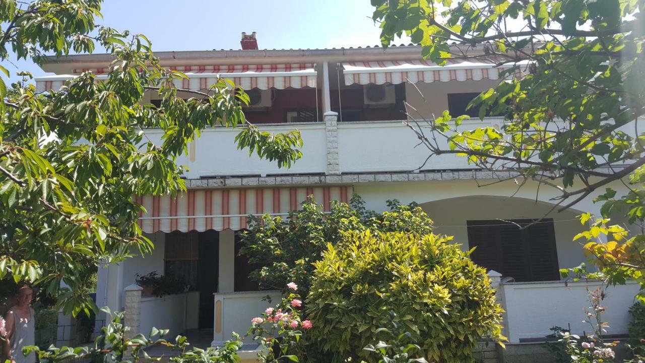 Apartman Marija Palit Exterior foto
